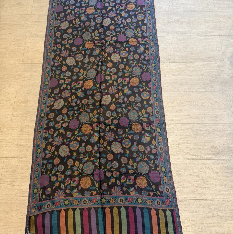 Black Kani Stole