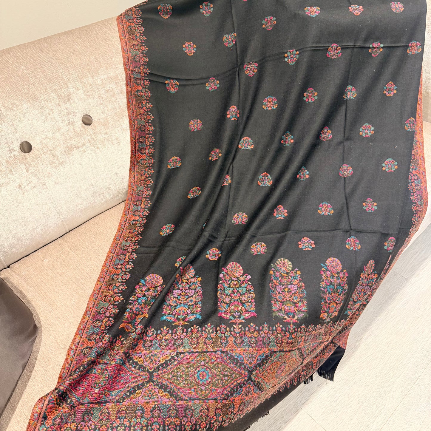 Black Kani Wool Shawl - Multifloral Border Booti Design for Everyday Wear