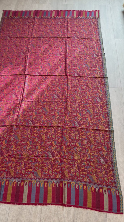 Red Silk Wool Kani Shawl - Lightweight Wrap for Everyday Wear